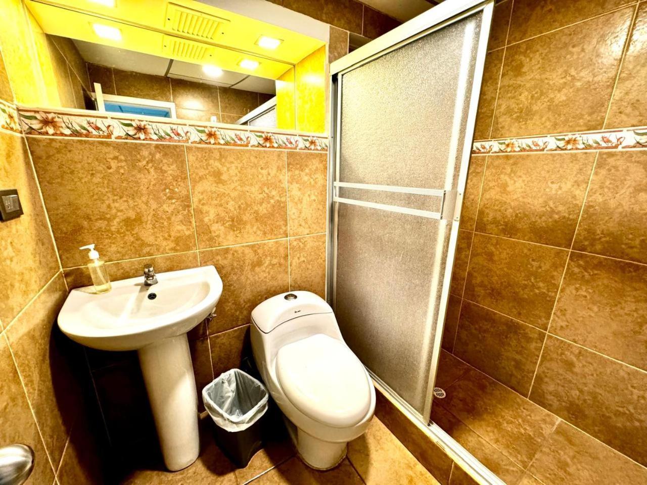Hostal Muyuyo Пуэрто-Айора Экстерьер фото