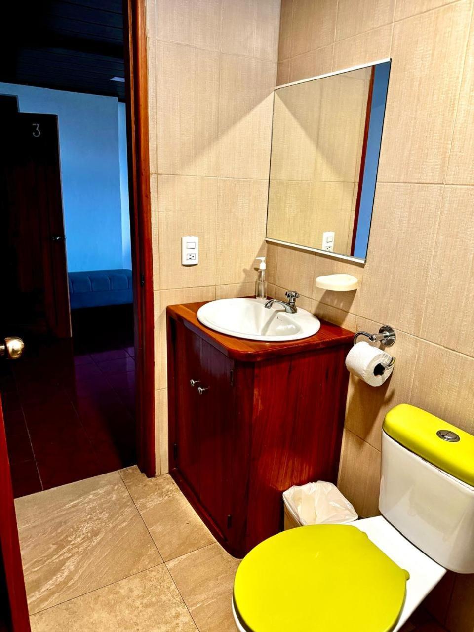 Hostal Muyuyo Пуэрто-Айора Экстерьер фото