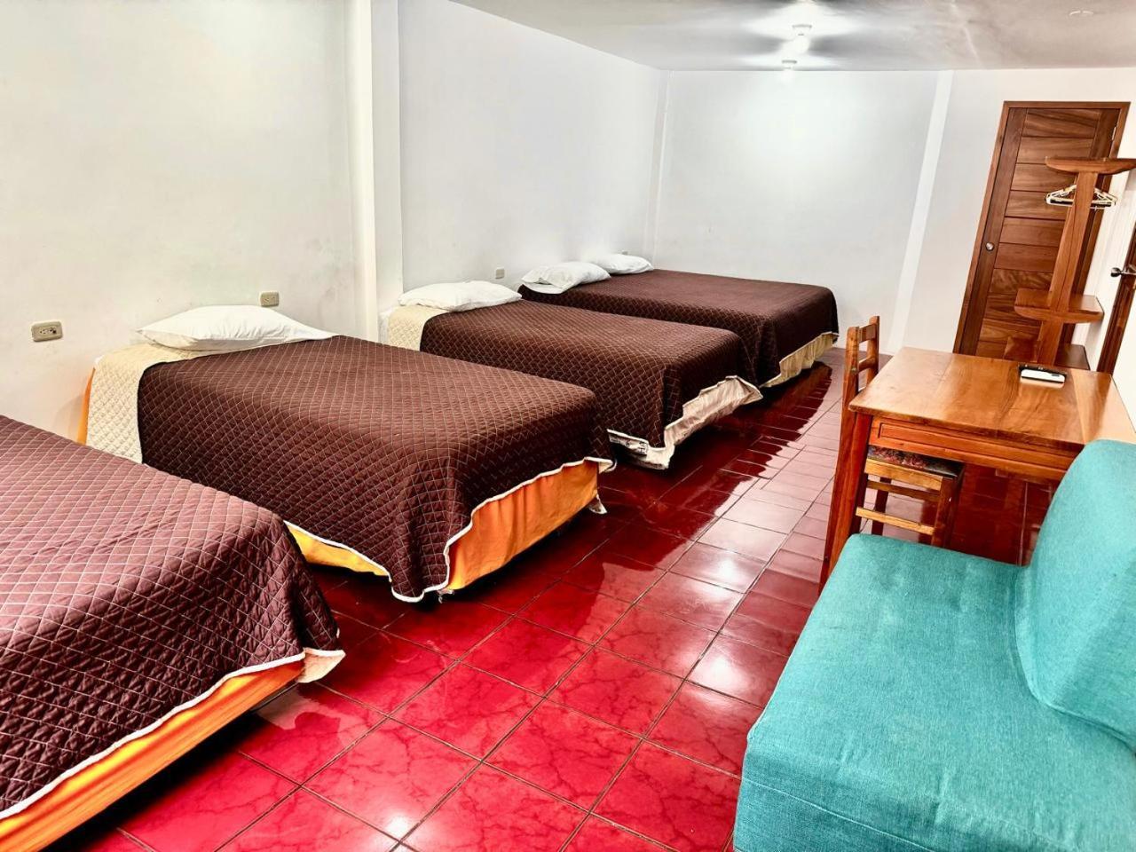 Hostal Muyuyo Пуэрто-Айора Экстерьер фото
